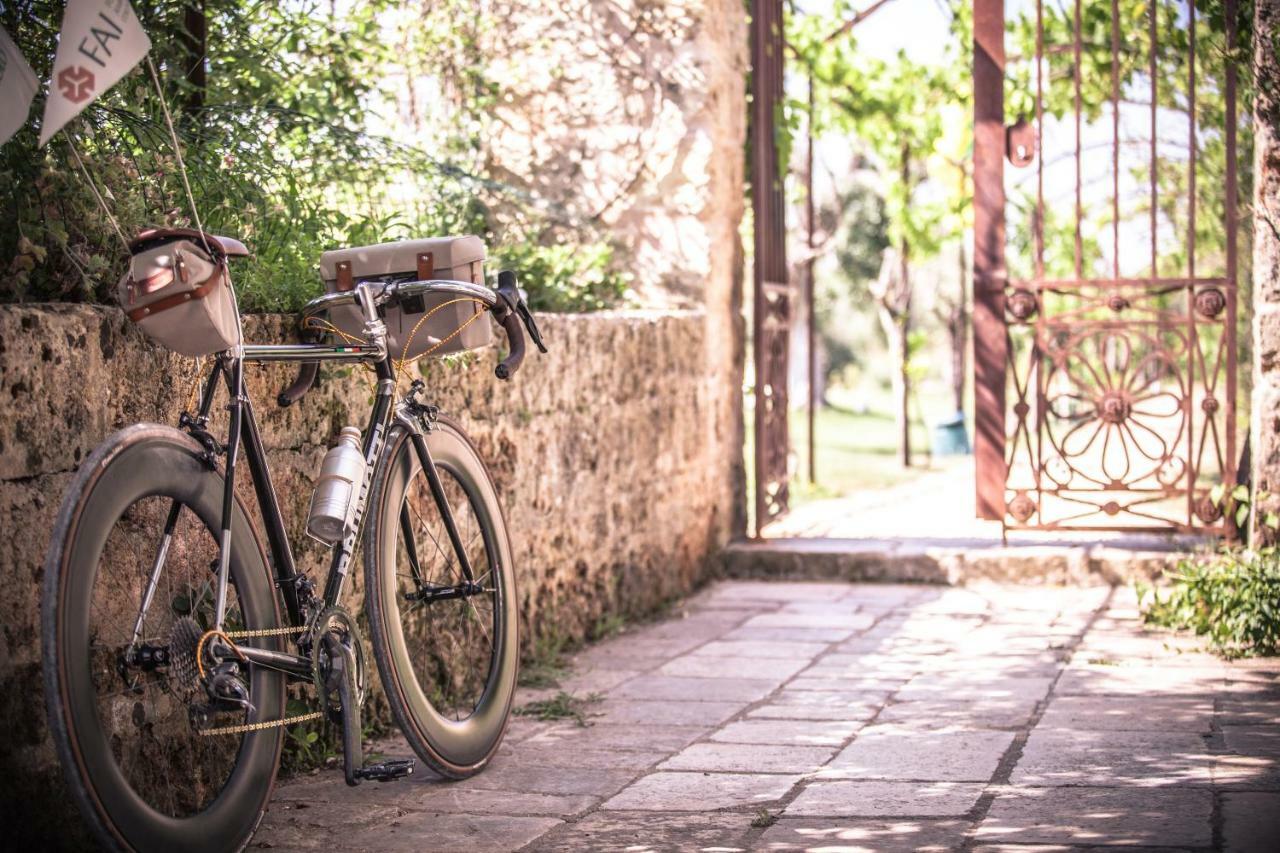 Agriturismo Li Calizzi Arte E Natura Novoli Exterior foto