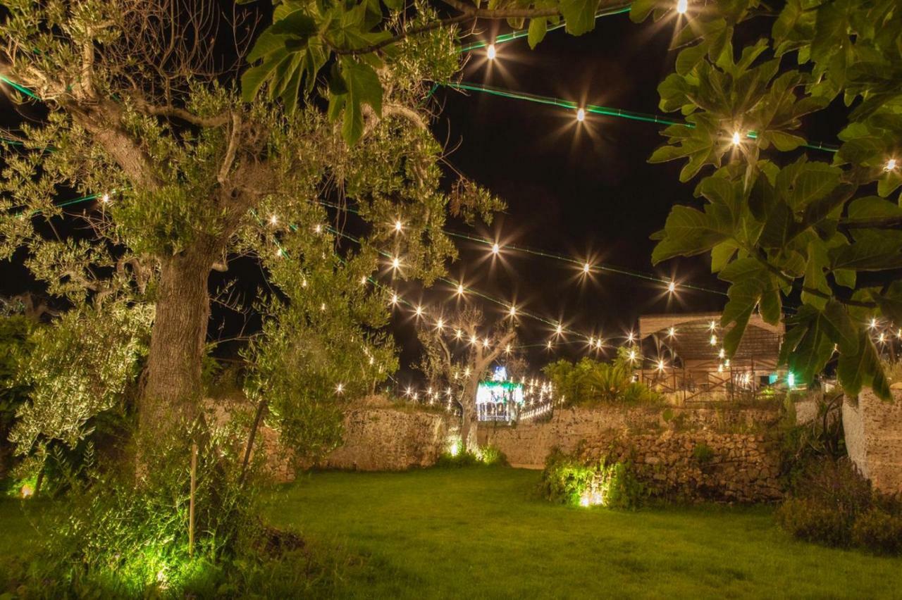 Agriturismo Li Calizzi Arte E Natura Novoli Exterior foto